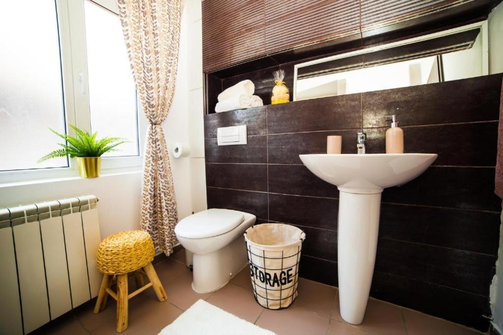 Guesthouse Smart Bukurešť Exteriér fotografie