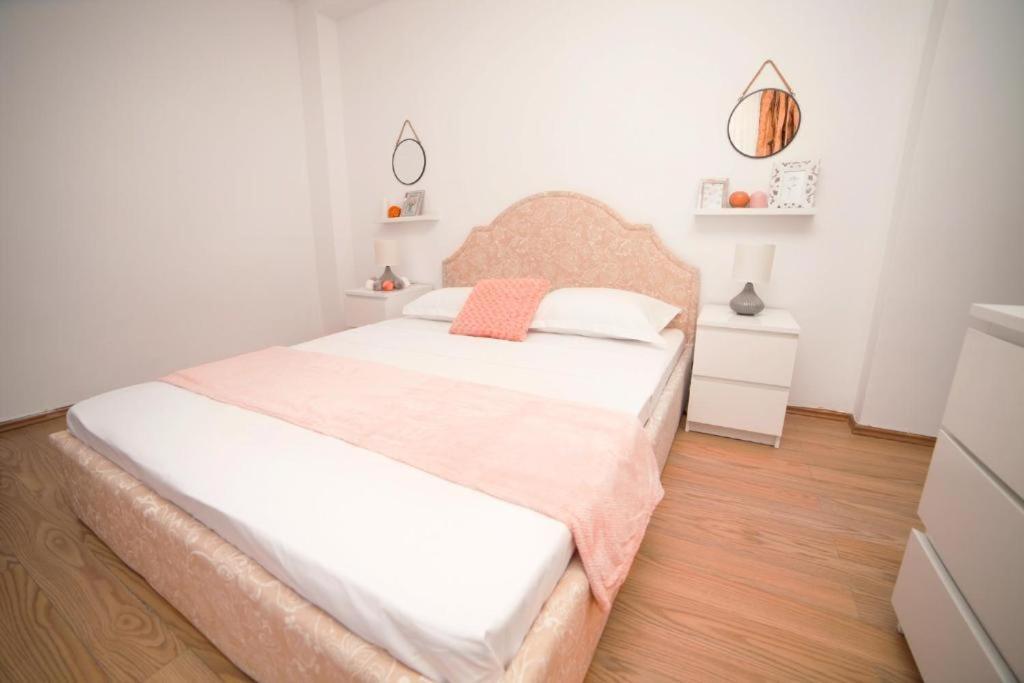 Guesthouse Smart Bukurešť Exteriér fotografie