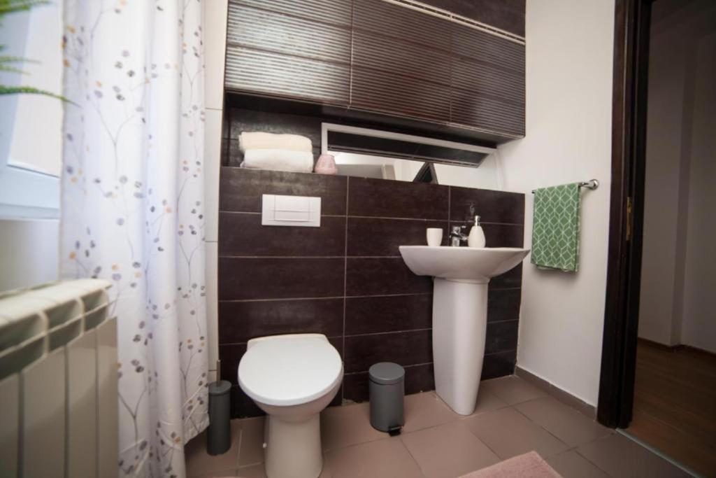 Guesthouse Smart Bukurešť Exteriér fotografie